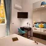 The Shell 3* روما