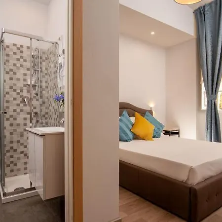 Couette-café The Shell 3*